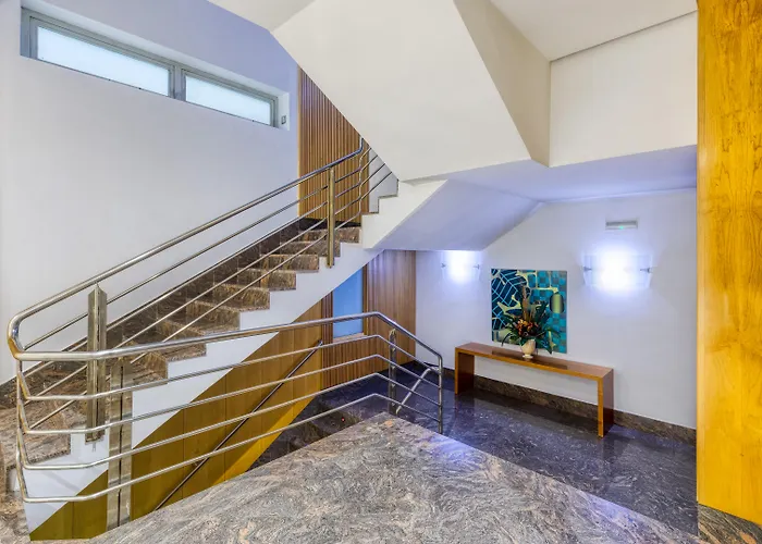 Senator Parque Central